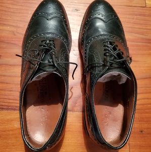 Vintage wingtips